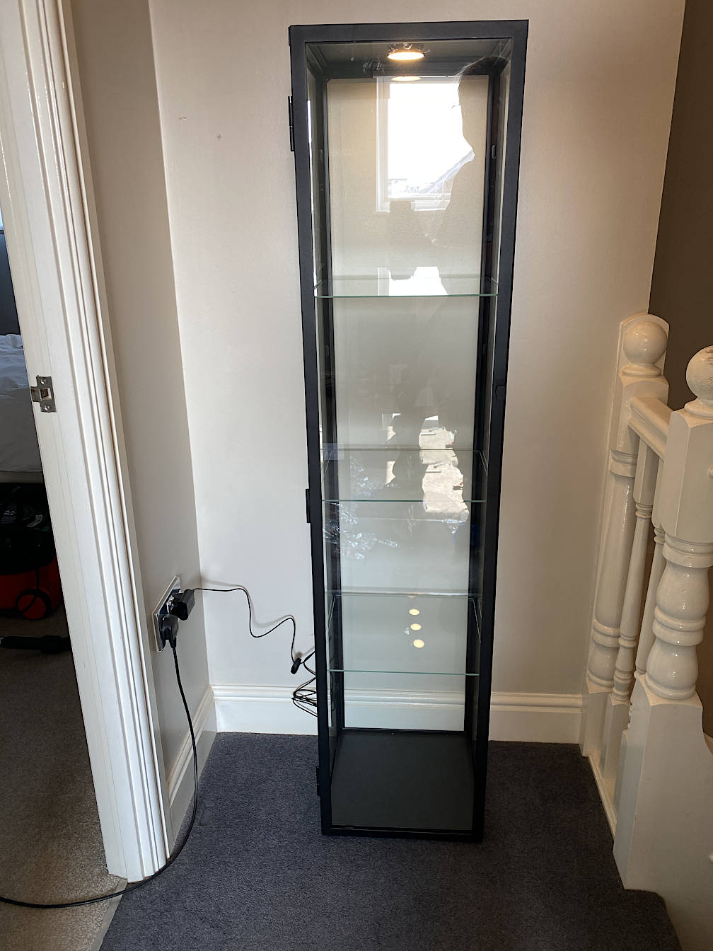 Glass cabinet